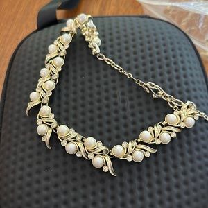 Vintage necklace Sarah Coventry